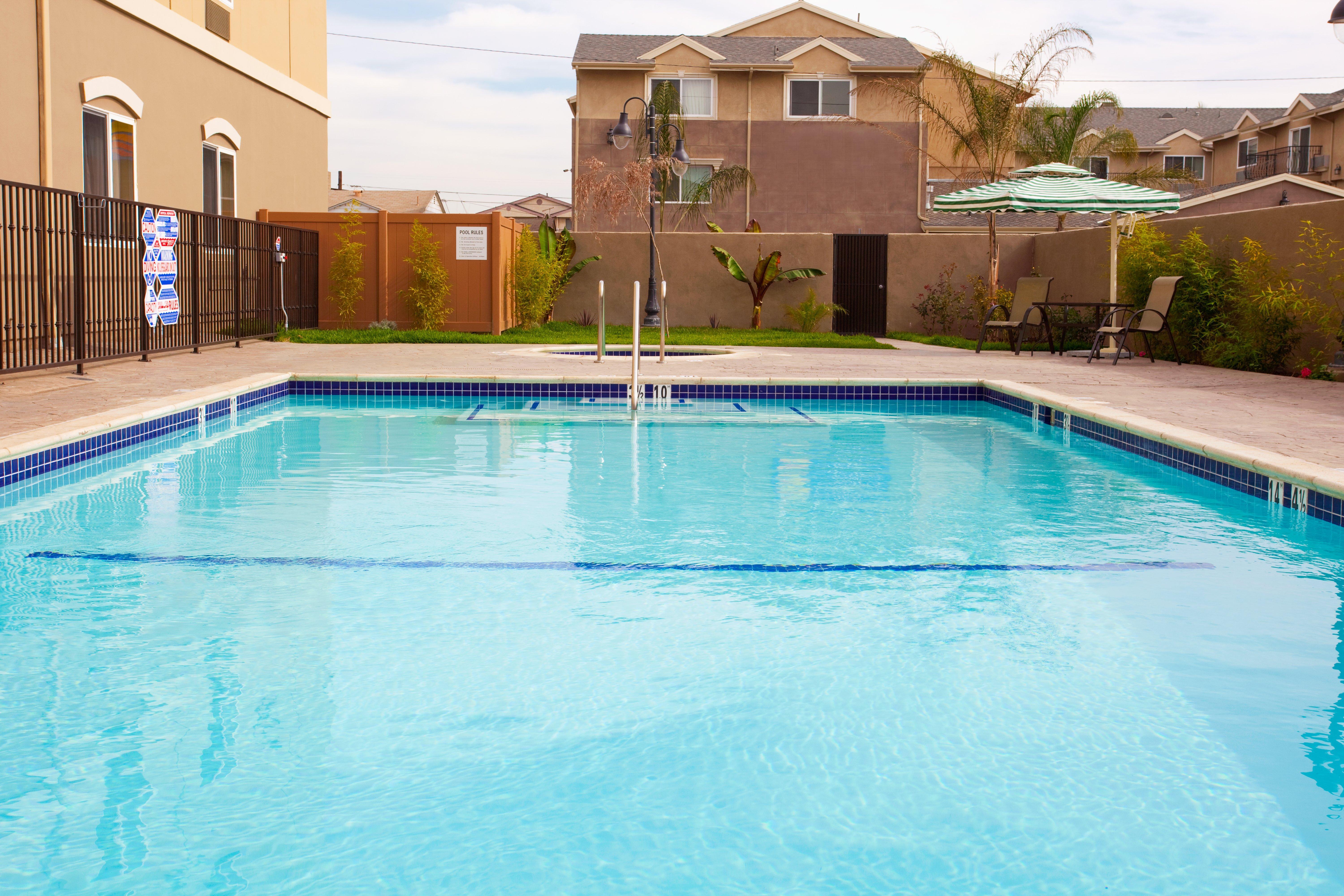 Holiday Inn Express Hotel & Suites Los Angeles Airport Hawthorne By Ihg Exterior foto
